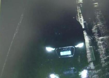 奇葩！西安男子1副假車牌套7輛車，竟是為了省停車費(fèi)！